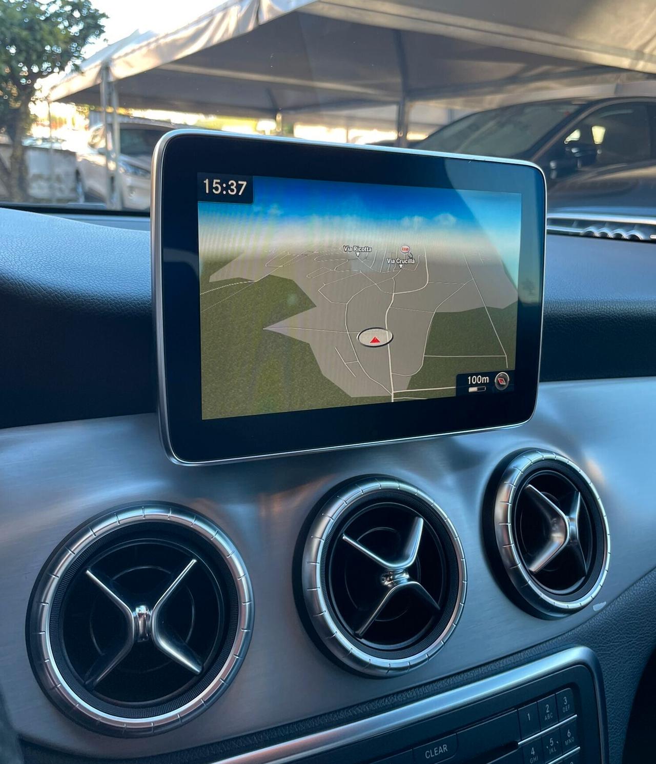 MERCEDES-BENZ CLA AMG Premium200D Dark Night