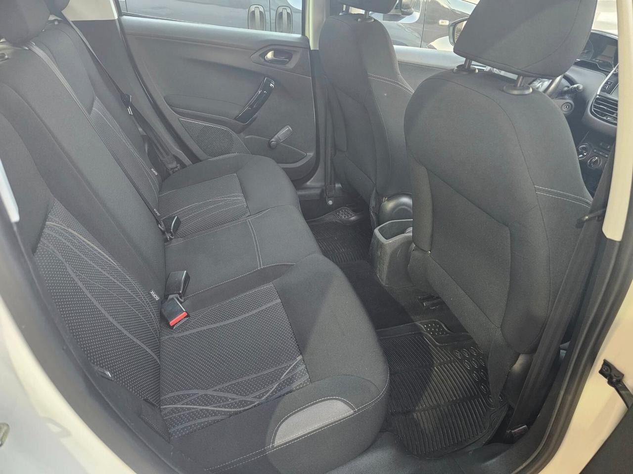 Peugeot 208 1.4 VTi 95 CV 5p. GPL Allure
