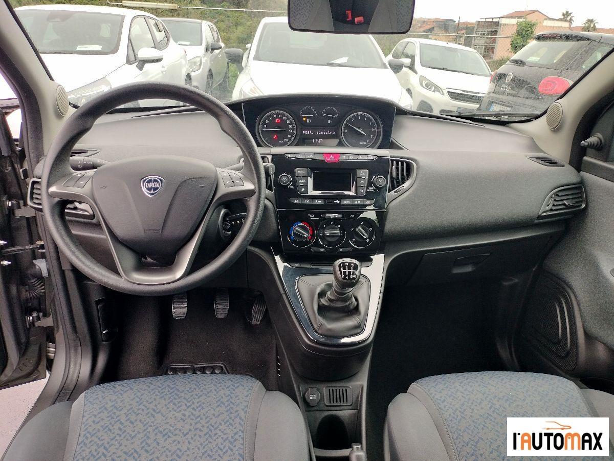 LANCIA - Ypsilon 1.0 firefly hybrid Silver s&s 70cv