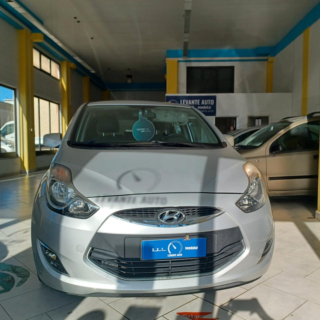 SEMBRA NUOVA 133.188 KM HYUNDAI IX20 1.4 TDI