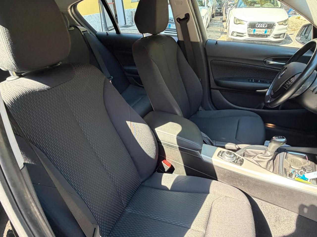 Bmw 118 118d xDrive 5p. Sport 143CV GARANZIA 1 ANNO