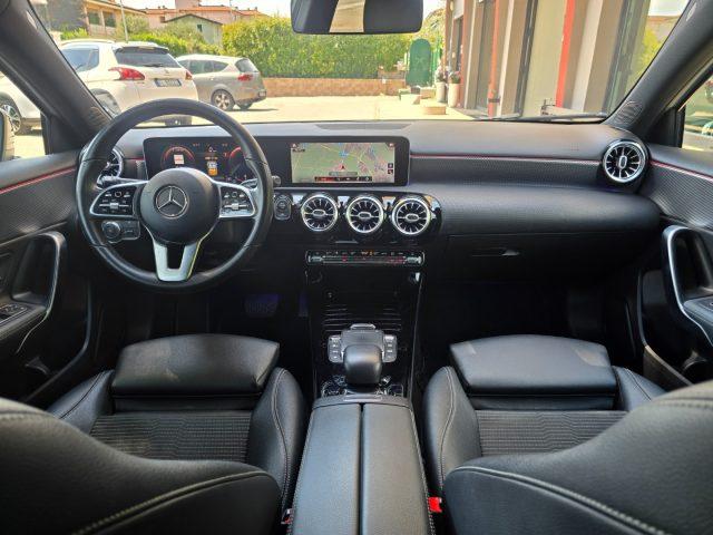 MERCEDES-BENZ A 200 d Automatic LED Ambient 64 MBux Navi NIGHT Pack 18