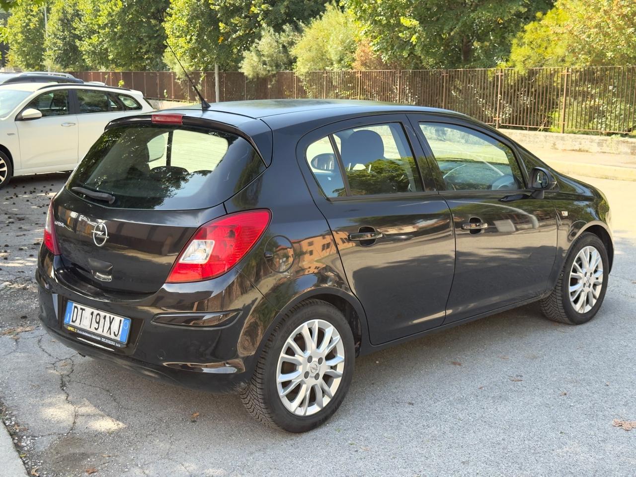 Opel Corsa 1.2 80CV 3 porte GPL-TECH Enjoy