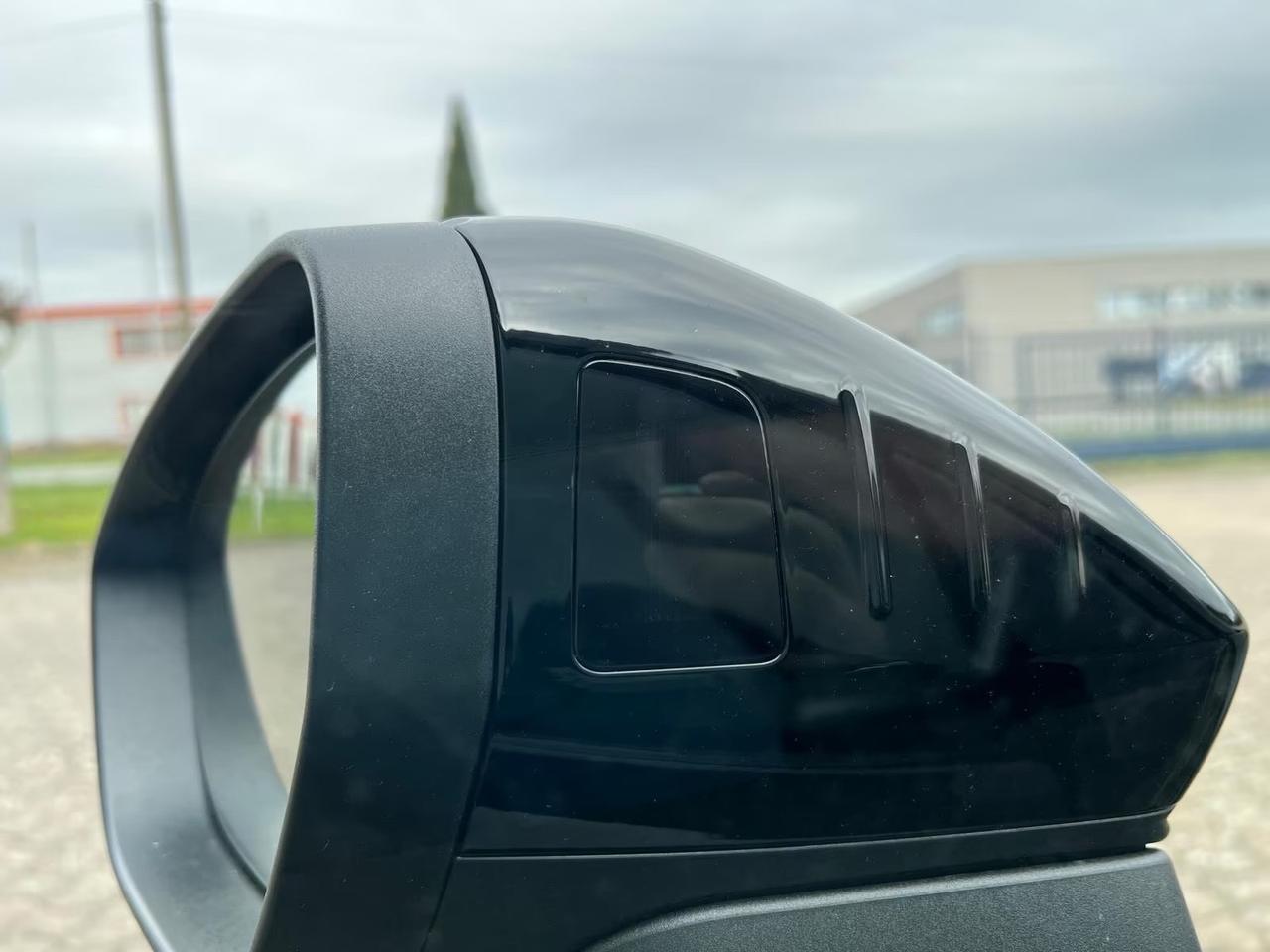 Audi Q3 35 TDI quattro S tronic line Head Up Display Led Pelle Tetto Apribile Navy Camera 360• Matrix