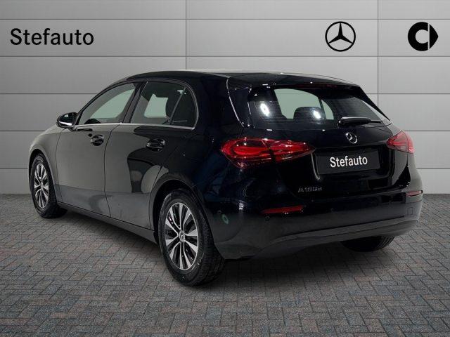 MERCEDES-BENZ A 180 d Automatic Advanced