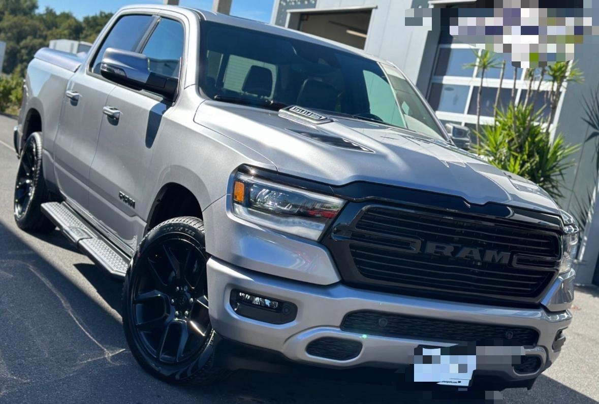 Dodge RAM GT Laramie Sport 5.7 HEMI