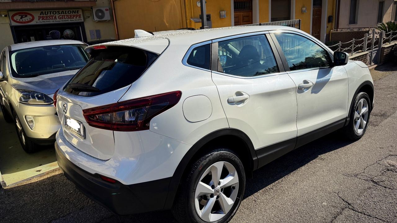 Nissan Qashqai 1.5 DCI Business - 2020