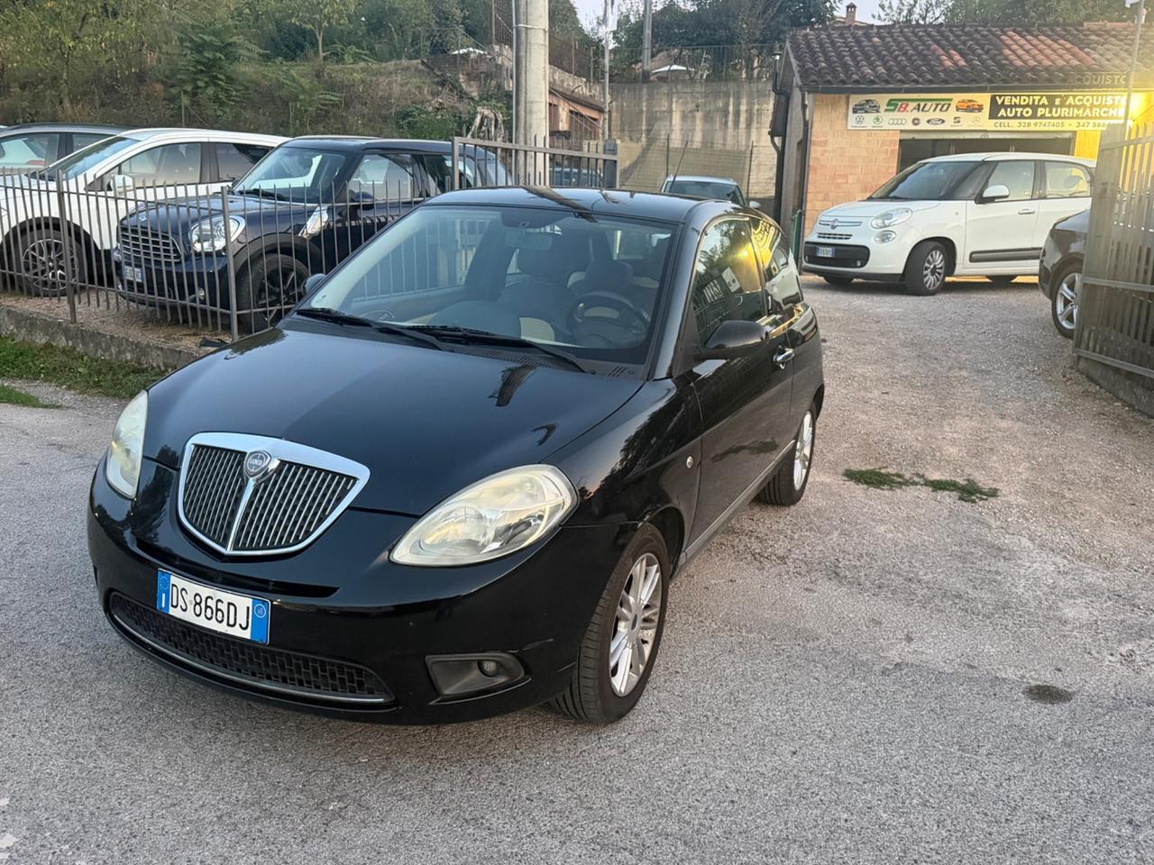 Lancia Ypsilon 1.2 Argento