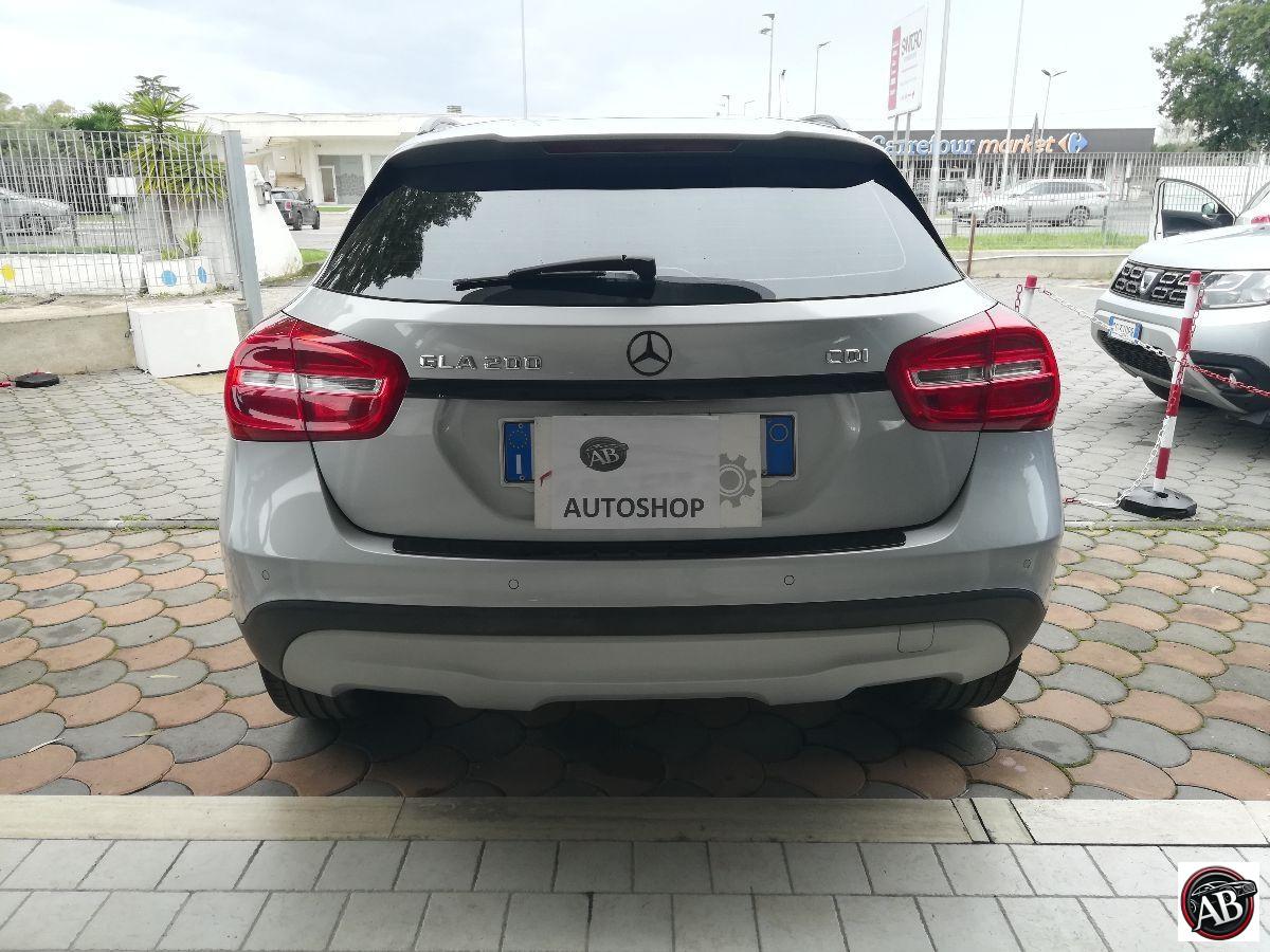 MERCEDES - Classe GLA - 200 CDI Automatic Premium - PERMUTE