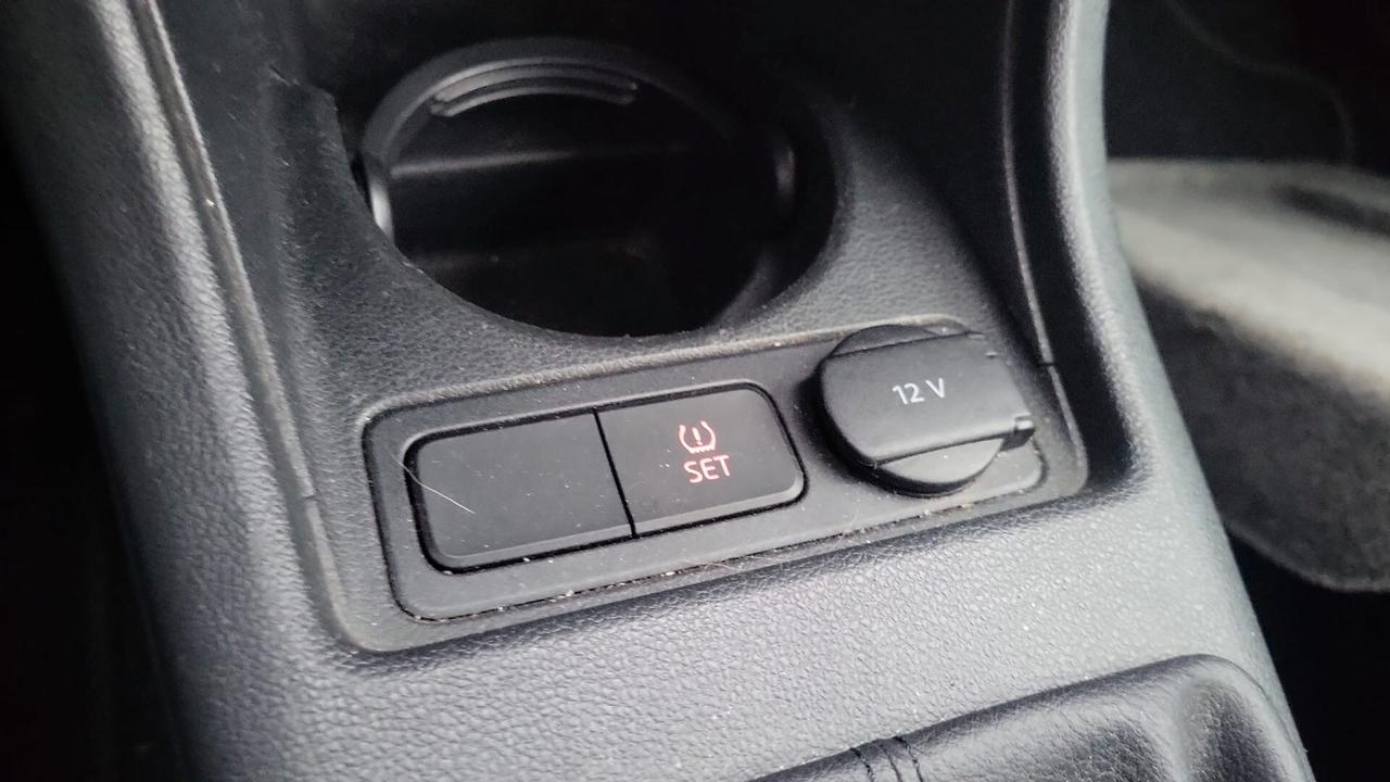 VOLKSWAGEN UP! ECO METANO-3 EURO X 100 KM-BOLLO 35