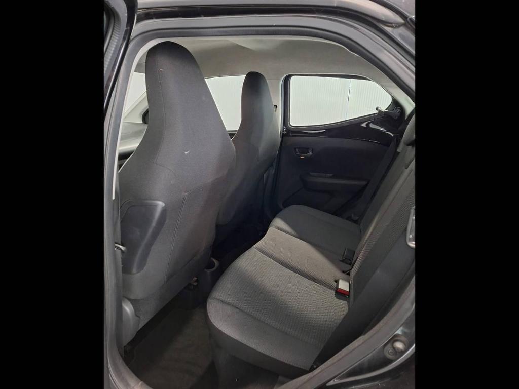 Toyota Aygo 5 Porte 1.0 VVT-i x-play
