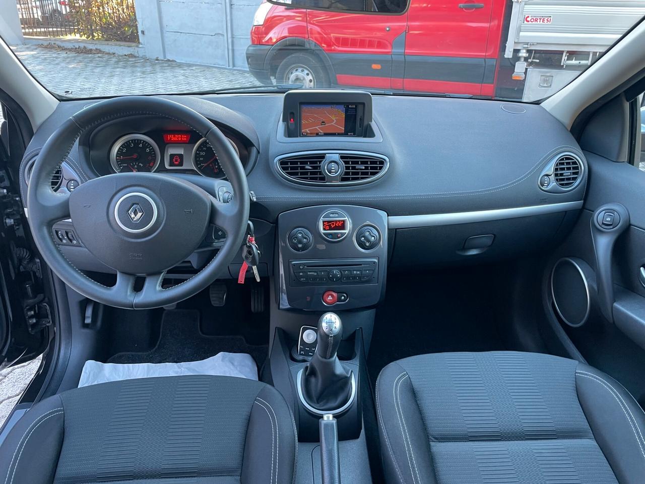 Renault Clio 1.2 16V 5 porte 20th Anniversario NEOPATENTATI