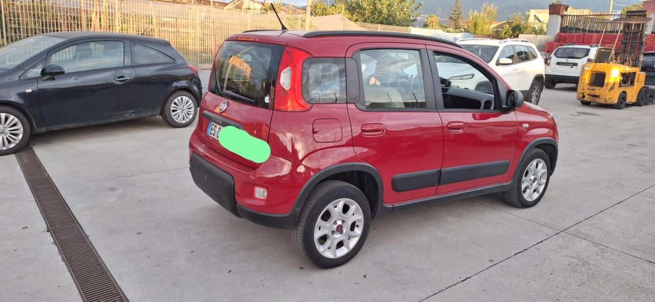 2014;Fiat Panda 0.9 TwinAir Turbo Natural Power Trekking
