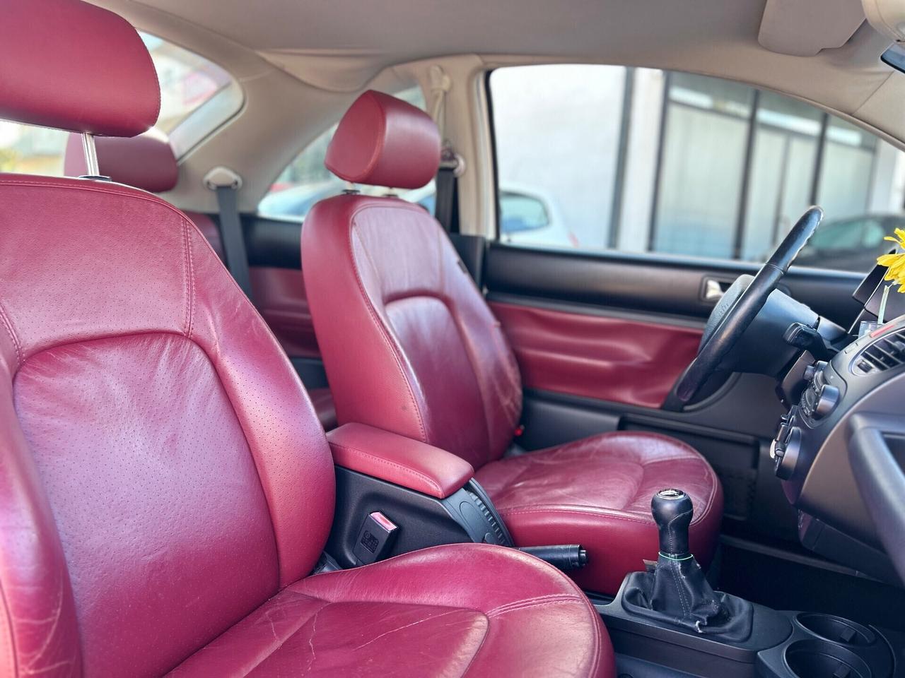 Volkswagen New Beetle 1.6 Benzina