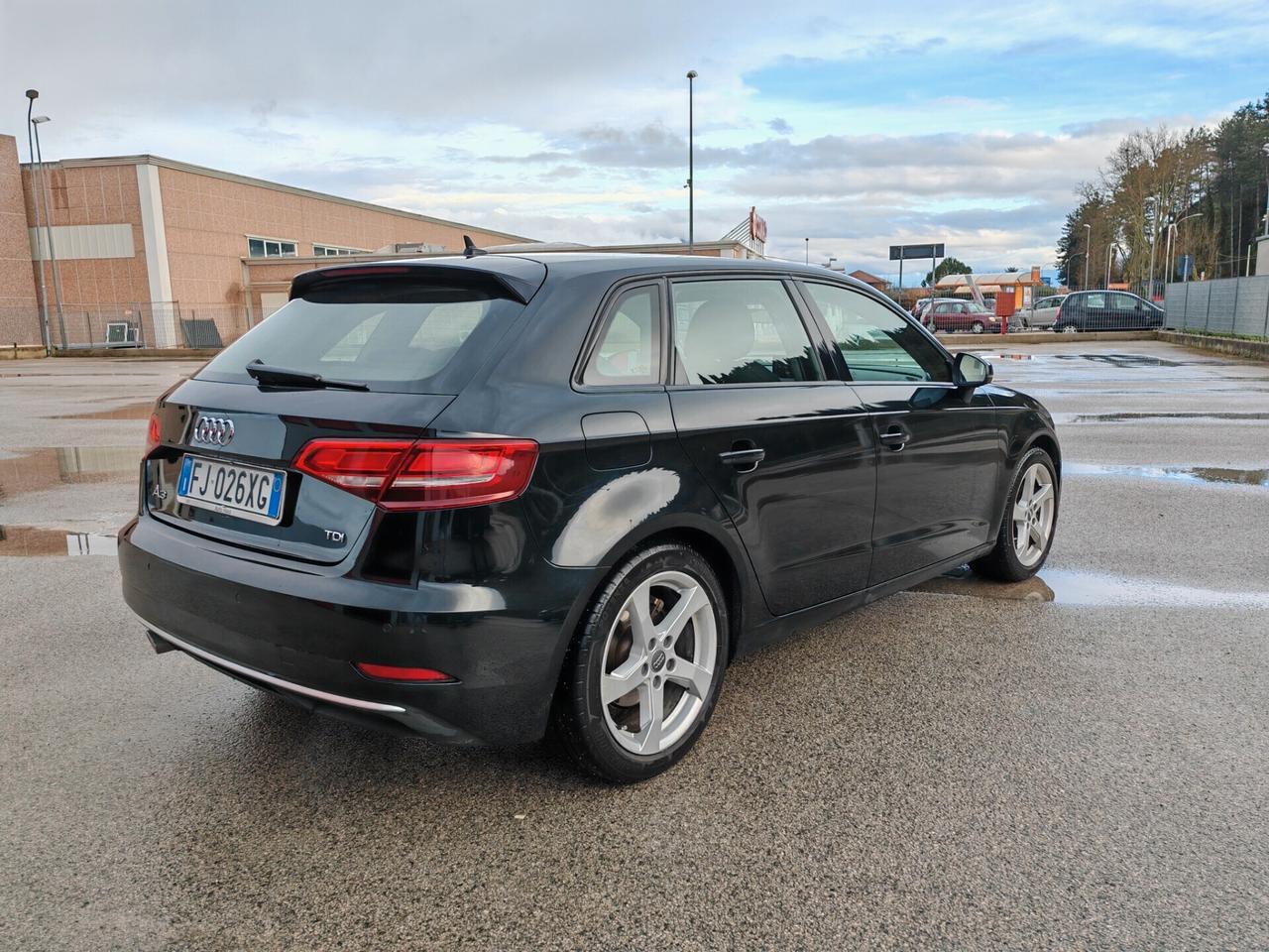Audi A3 1.6 TDI S tronic Sport