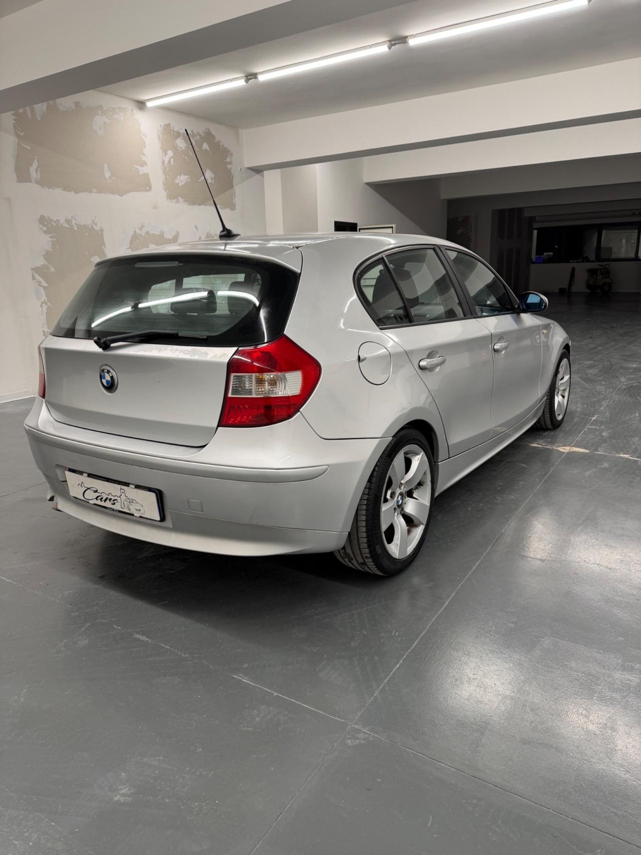 Bmw 118 118d cat 5 porte Eletta