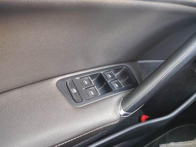 VOLKSWAGEN - Golf - 2.0 TDI DSG 5p. Executive BMT