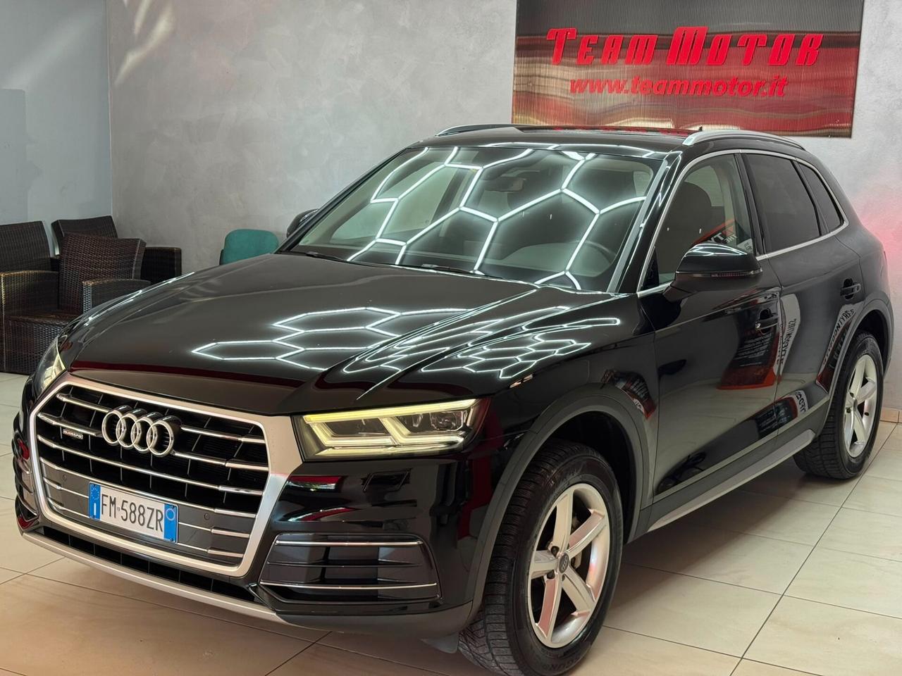 Audi Q5 2.0 TDI 190 CV quattro S tronic Business Sport
