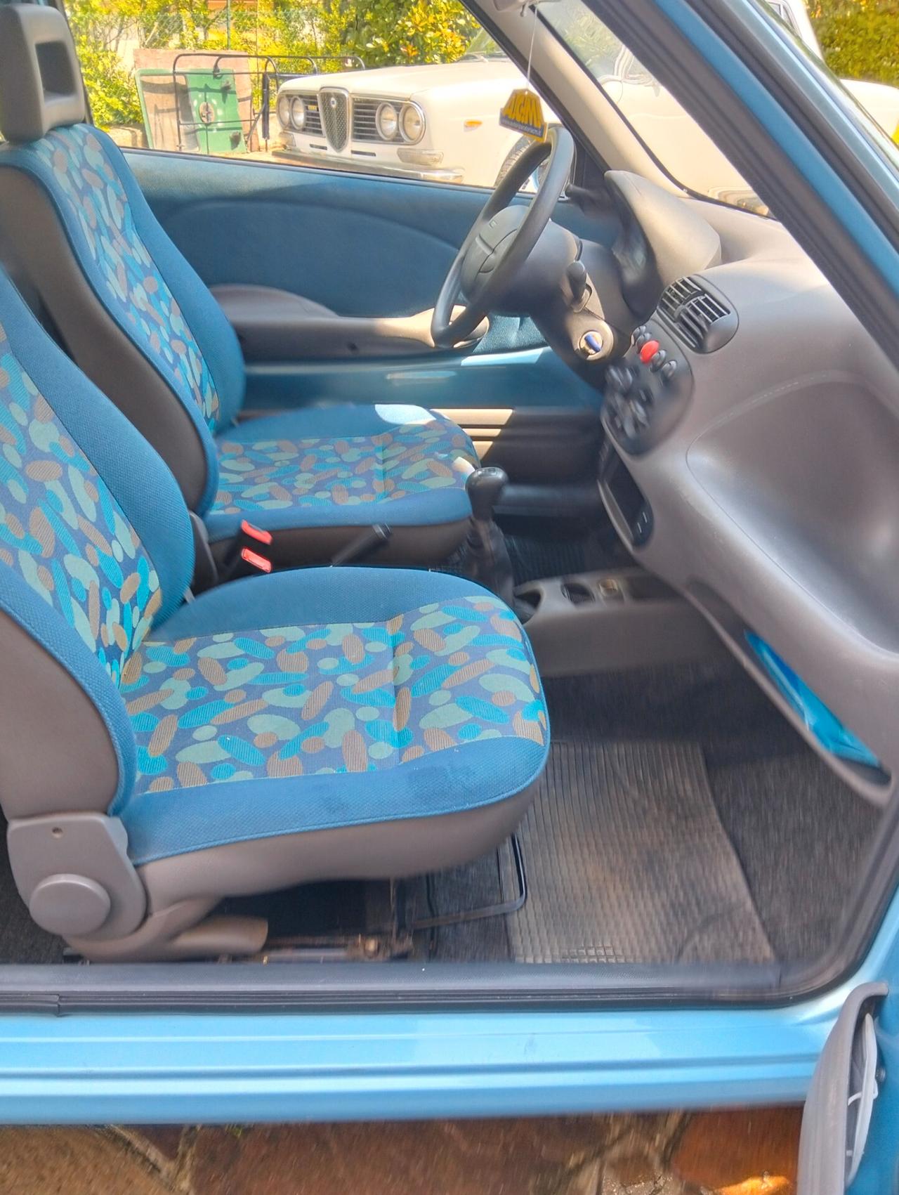 Fiat 600 Base