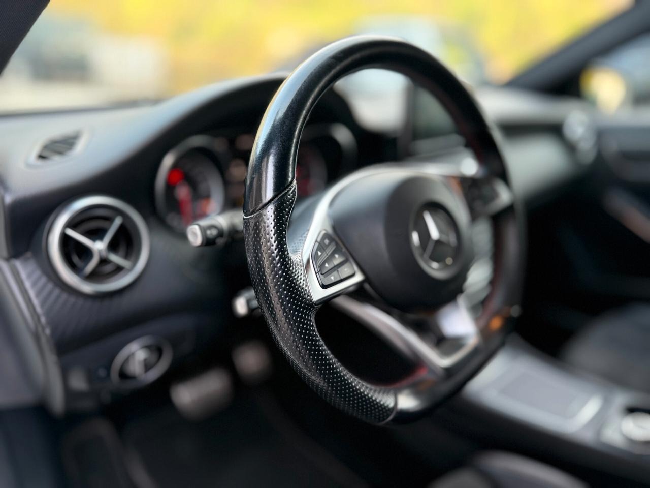 Mercedes-benz A 200 220 d Automatic 4Matic Premium 136CV