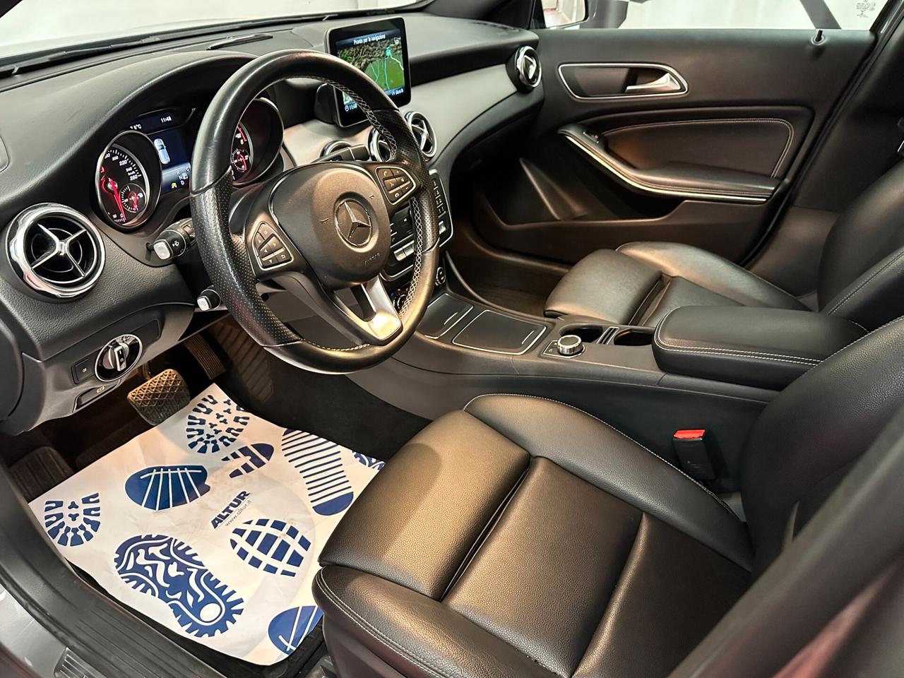 Mercedes-benz GLA 200d Aut. 4Matic Premium Night Edition MY18