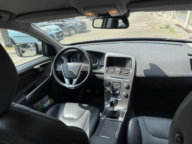 VOLVO XC60 D4 Summum COME NUOVA UNIPRO POCHI KM MANUALE