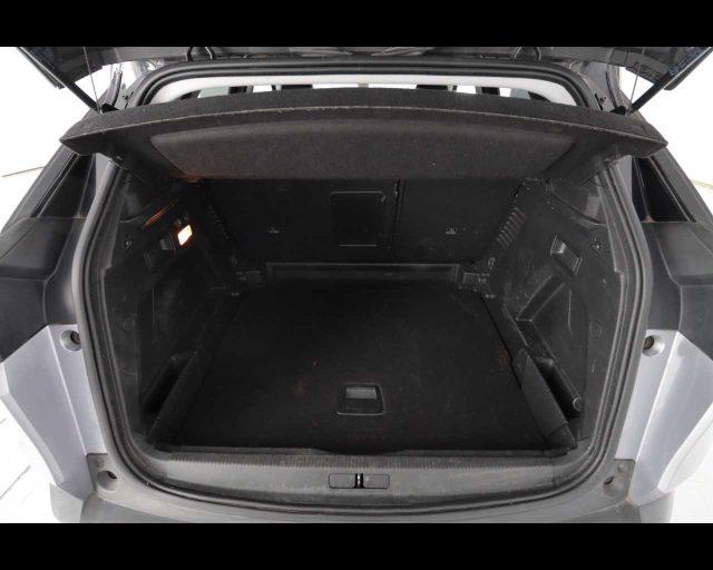 PEUGEOT 3008 BlueHDi 130 S&S Allure