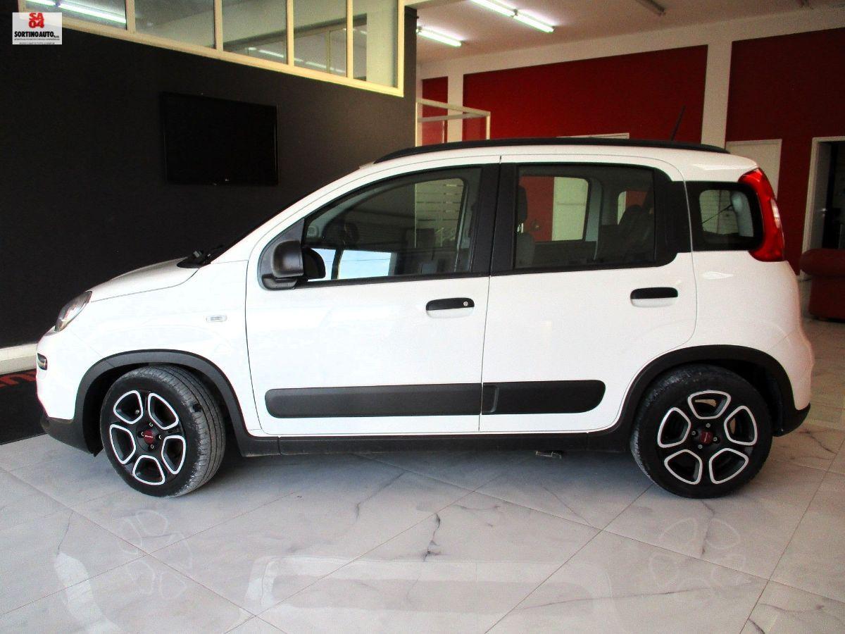 FIAT Panda 1.0 FireFly S&S Hybrid City Life-KM60000