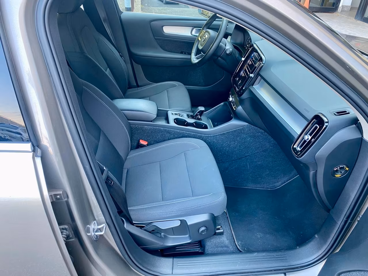 Volvo XC40 t4 phev RECHARGE -LED -NAVI- GARANZIA