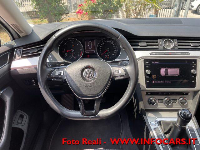 VOLKSWAGEN Passat Variant 2.0 TDI Business BlueMotion Tech. PROMO !!
