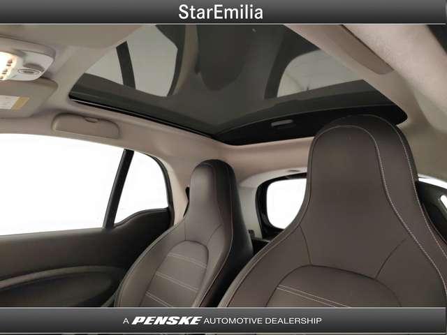 smart forTwo EQ Parisblue (22kW)
