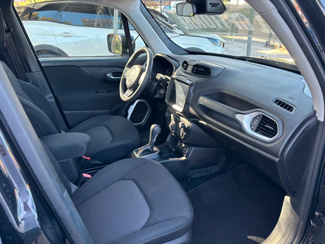 Jeep Renegade 1.6 Mjt DDCT 120 CV Business