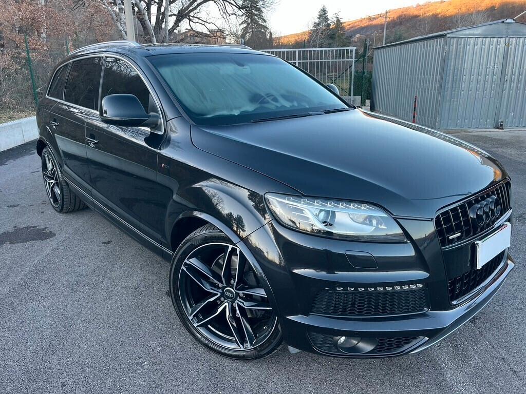Audi Q7 3.0 V6 TDI 233CV quattro tiptronic S-LINE