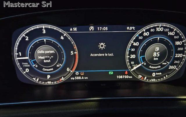 VOLKSWAGEN Golf Variant 2.0 tdi Executive 150cv dsg - FP839ZE