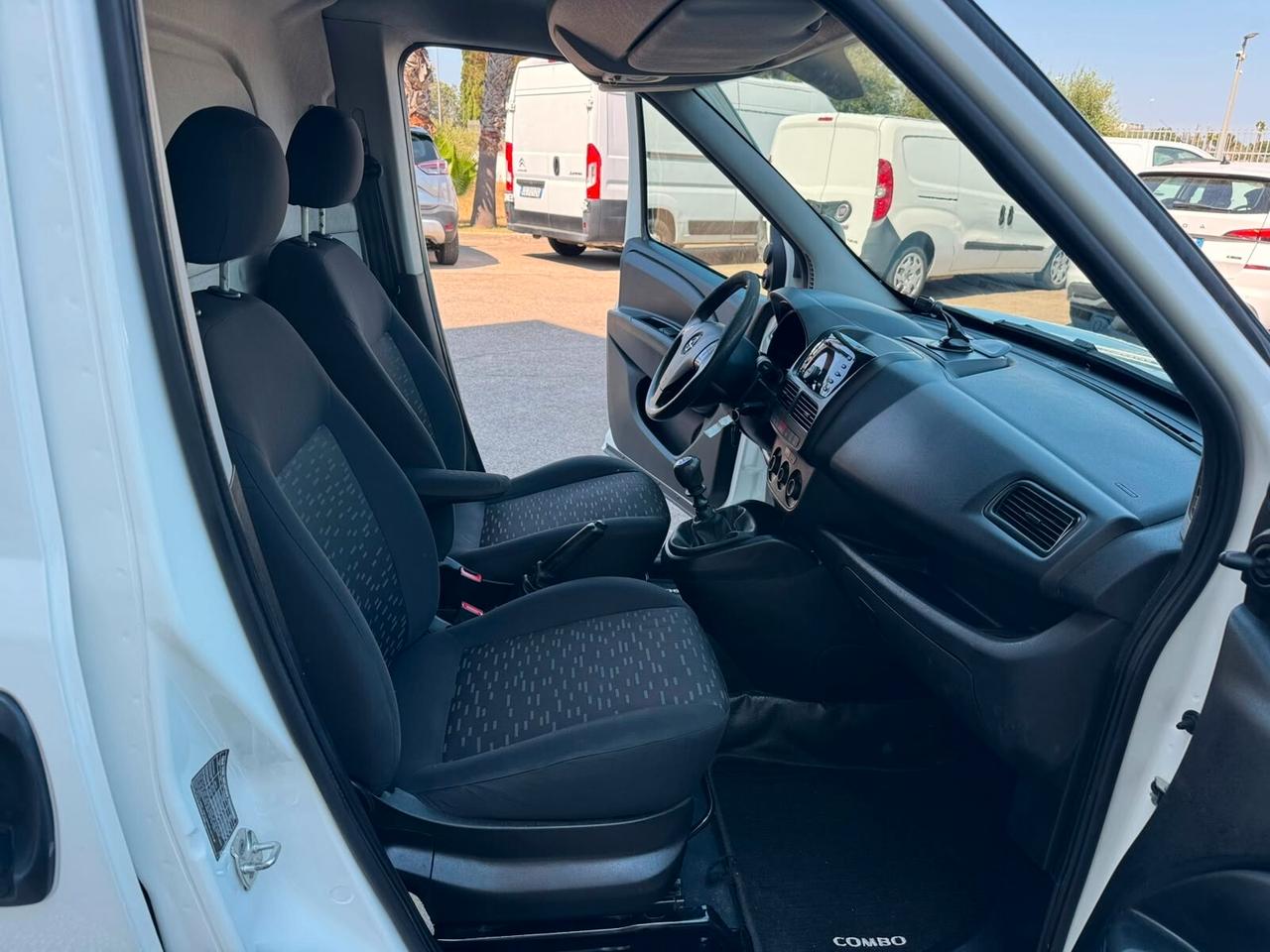 Opel Combo 1.6 CDTI