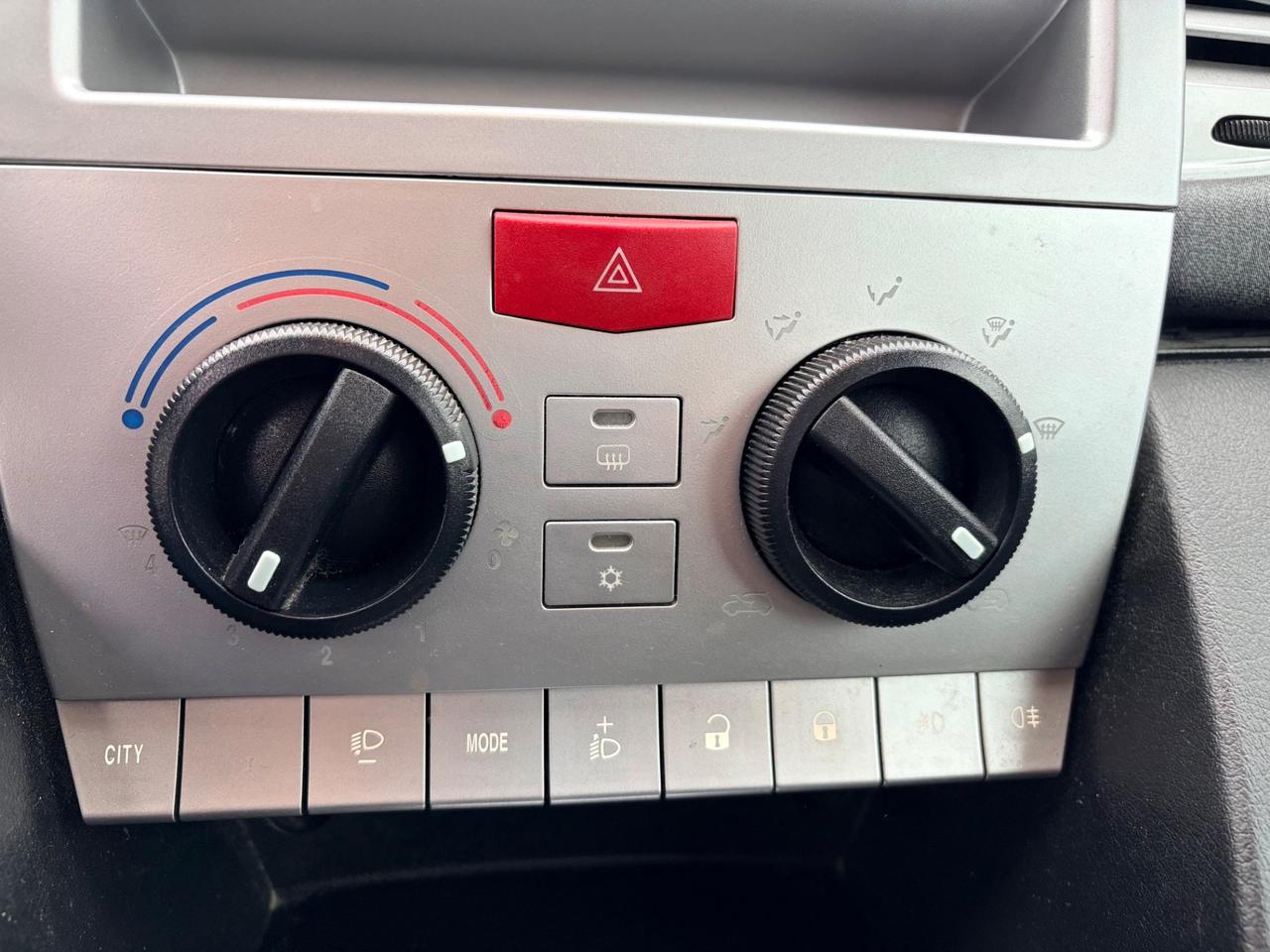 Lancia Ypsilon 1.2 benzina 2011 Platinum