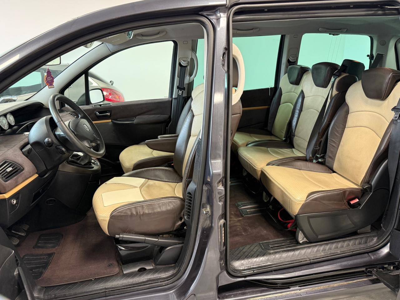 Lancia Phedra 2.0 MJT 136 CV Oro