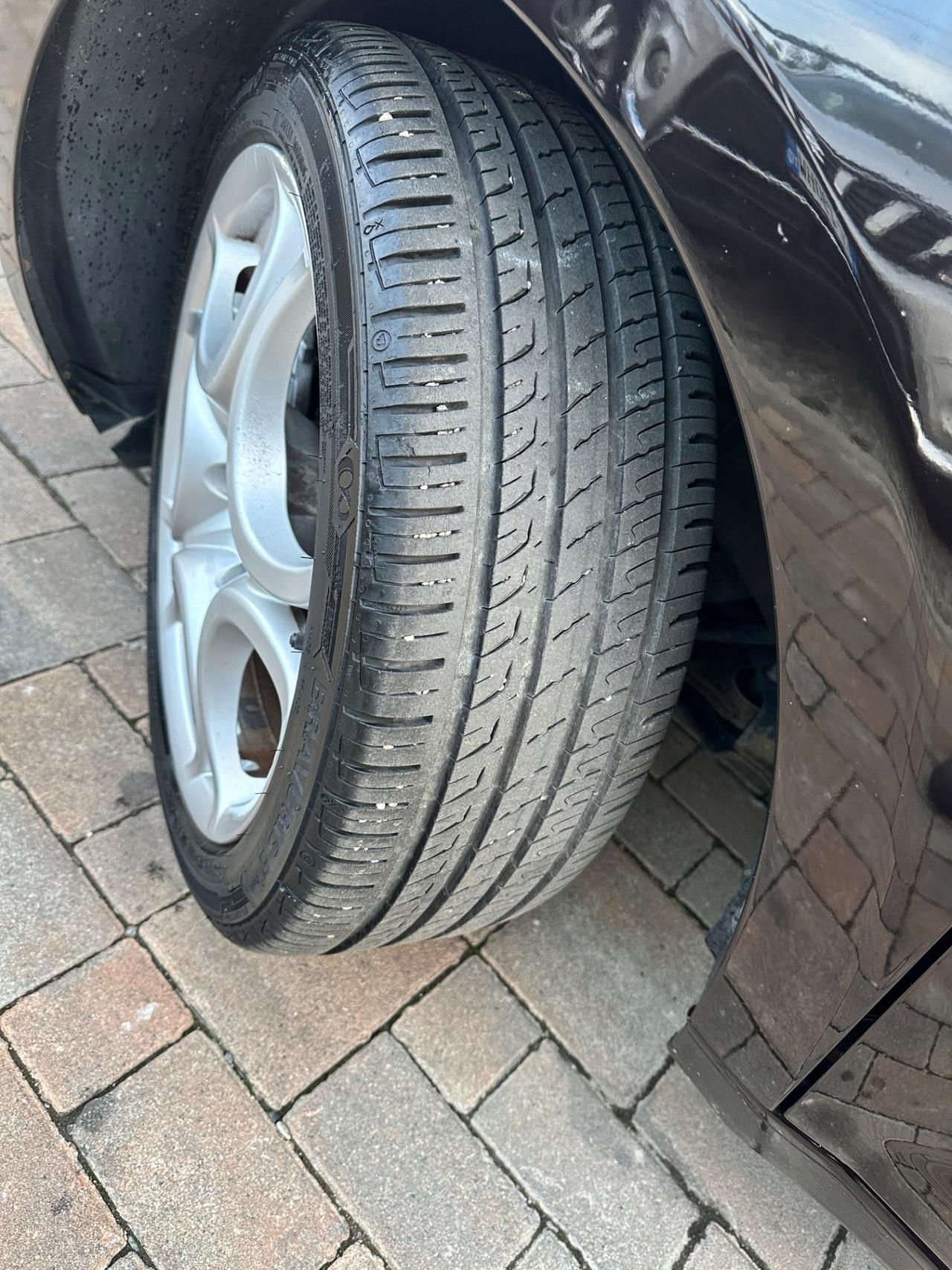 Alfa Romeo MiTo 1.4 T 120 CV GPL Distinctive Sport Pack