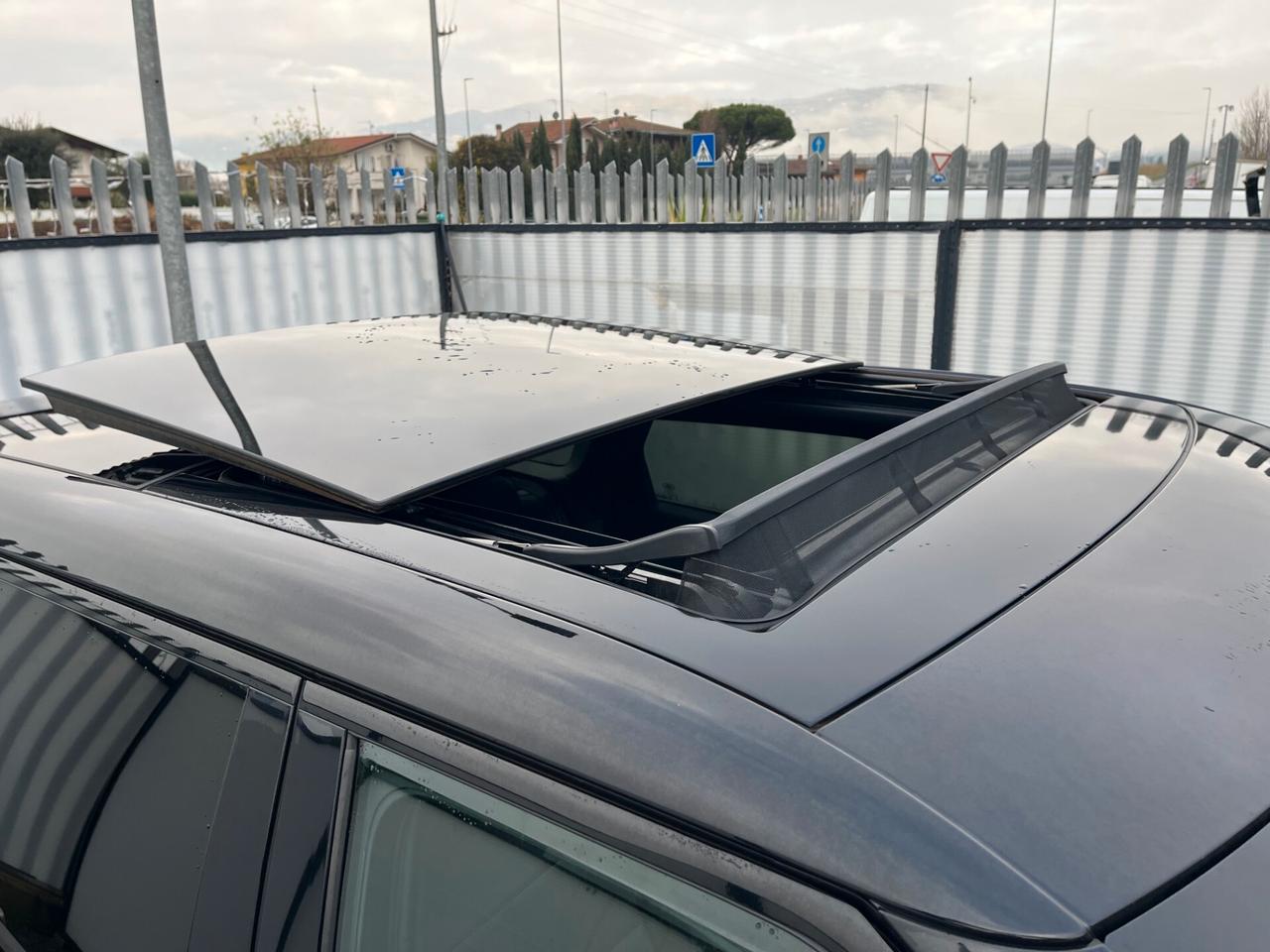 Land Rover Range Evoque 2.0D I4 180 CV AWD Auto R-Dynamic SE