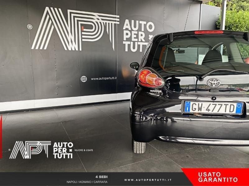 Toyota Aygo Aygo 3p 1.0 Now Red Edition