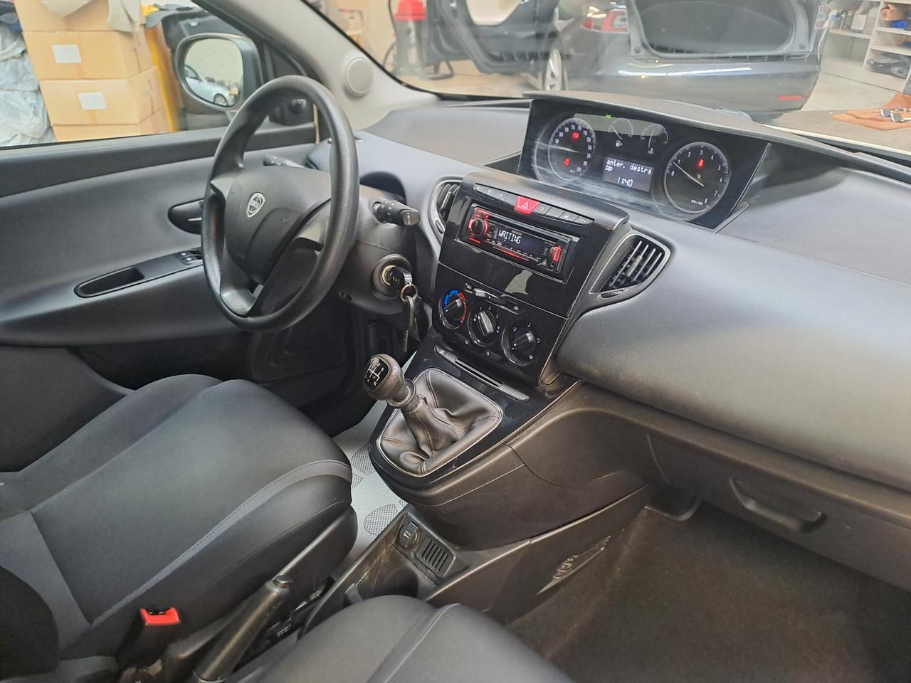 LANCIA YPSILON 1.2 *OK NEOPATENTATI* E6