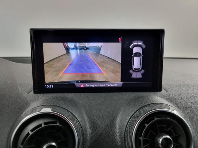 AUDI Q2 30 TDI Identity Black