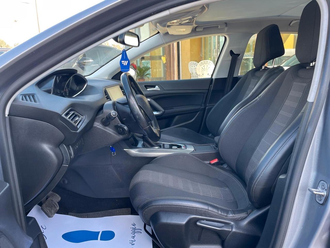 PEUGEOT 308 1.6 HDI ALLURE - 2017 AUTOMATICO!!!