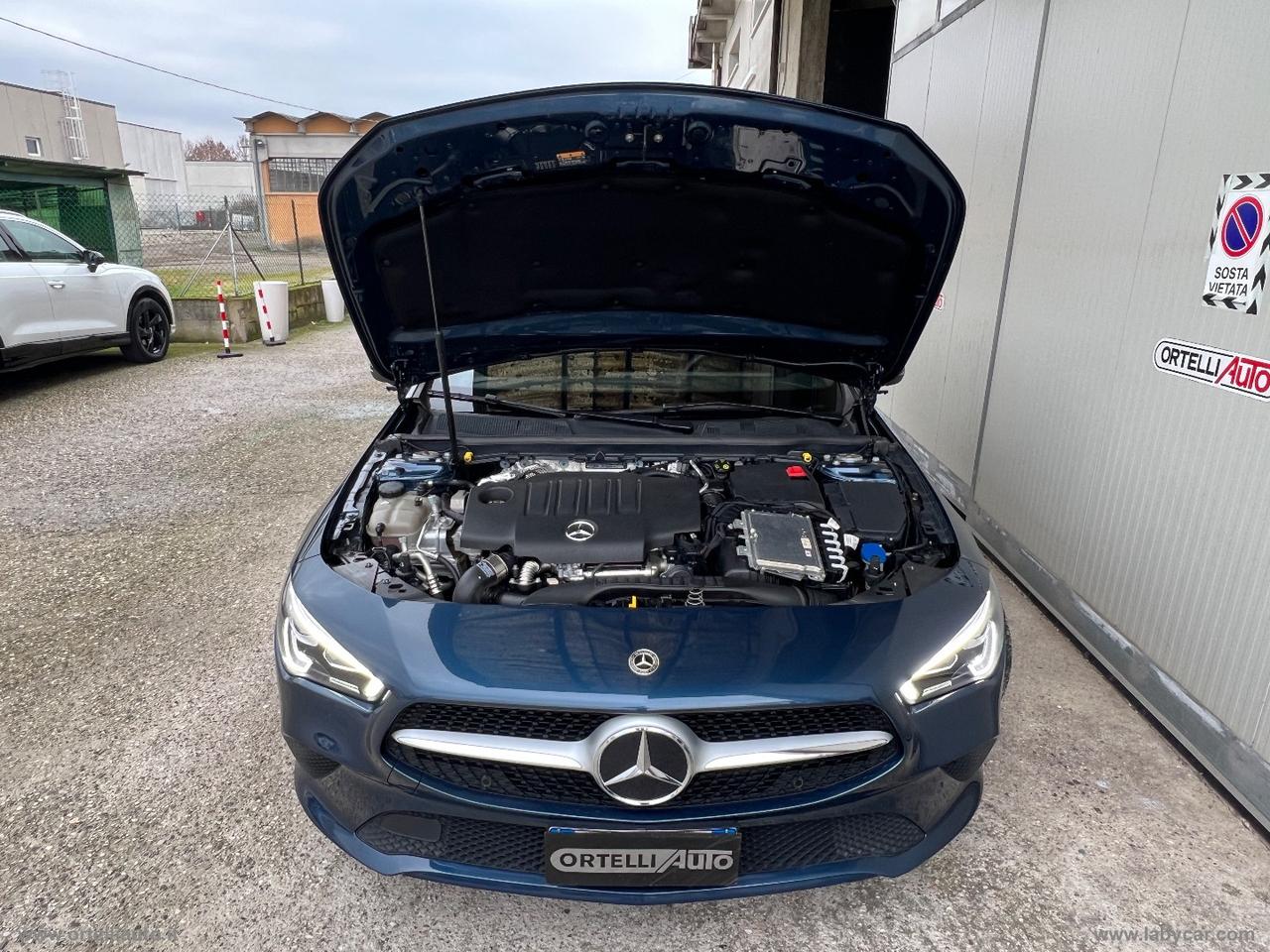 MERCEDES-BENZ CLA 200 d Aut. Shooting Brake Business IVA DEDUCIBILE