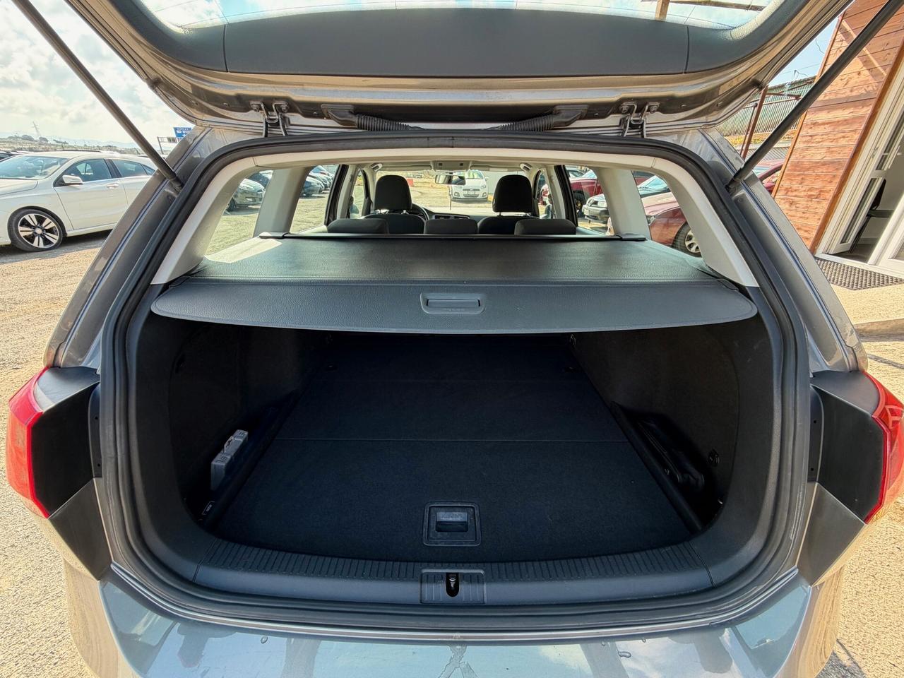 VOLKSWAGEN Golf 7 Variant 1.6 TDI UNIPRO' GARANTITA