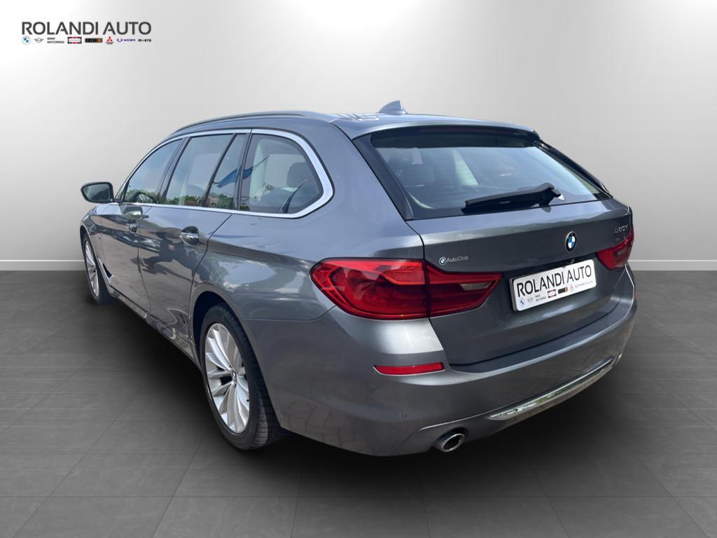 BMW Serie 5 Touring 520 d Luxury Steptronic