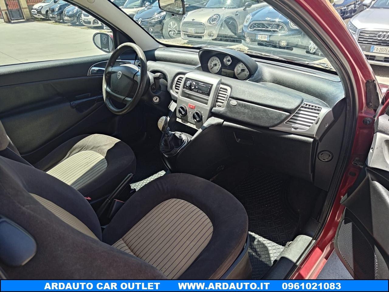 Lancia Ypsilon 1.2 Moda Milano