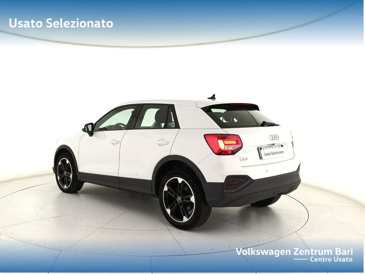 Audi Q2 30 2.0 tdi business s-tronic
