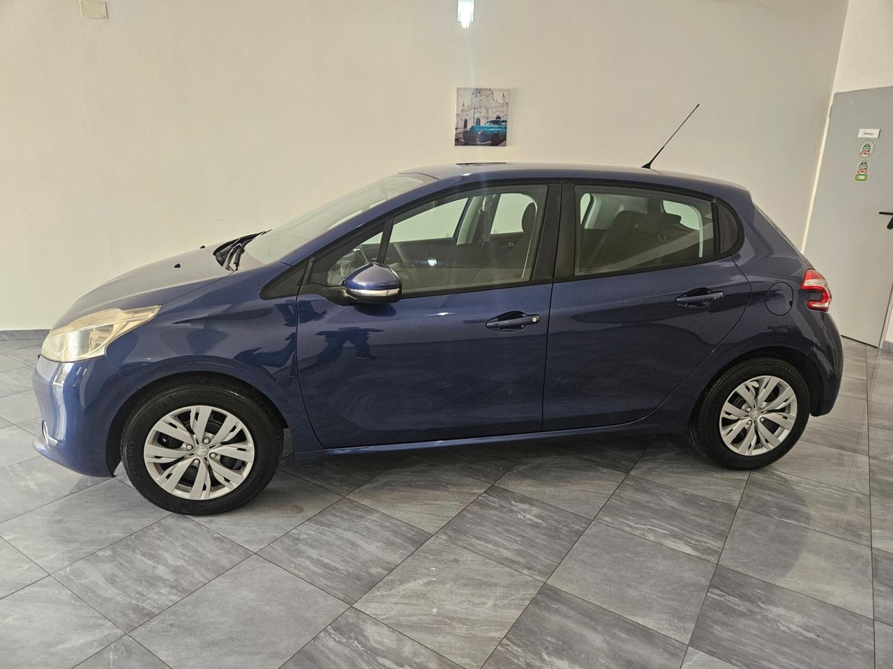 Peugeot 208 1.4 HDi 68 CV 5 porte Active