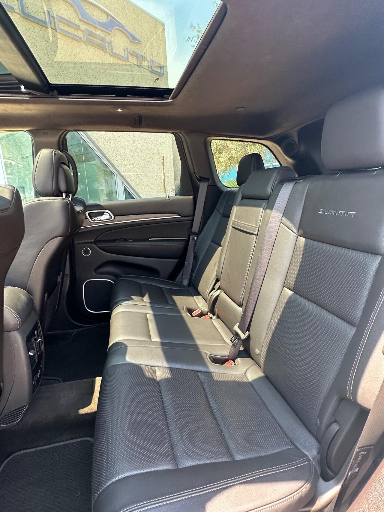 Jeep Grand Cherokee 3.0 V6 Summit offerta T-Stock prezzo imperdibile